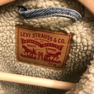 Levis Sherpa trucker denim jacket